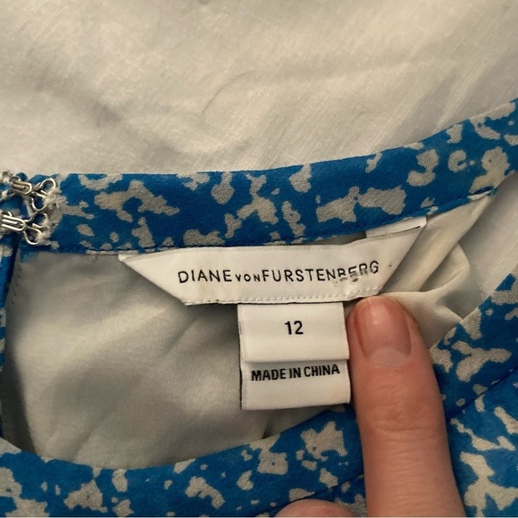 Diane Von Furstenberg Lainey 100% Silk Chiffon Dress Size 12 Blue - Picture 4 of 8
